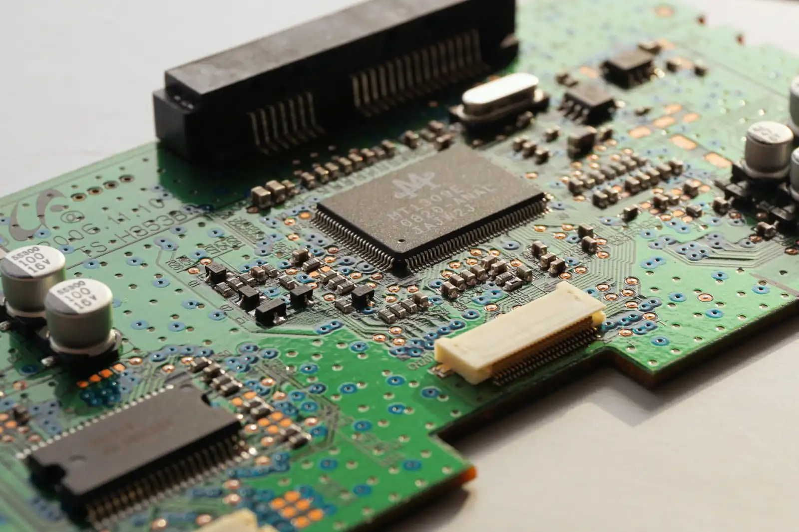 基于STM32的嵌入式电路设计方案及生产支持要点正文配图 1