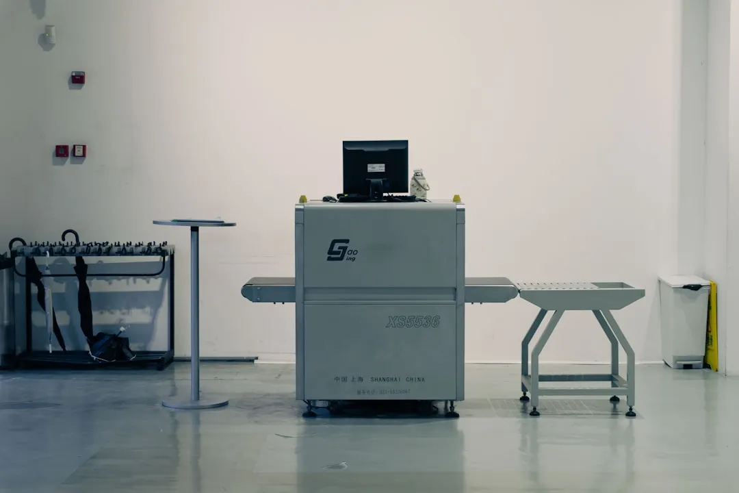 电子产品硬件设计中的EMC合规要点与解决方案
